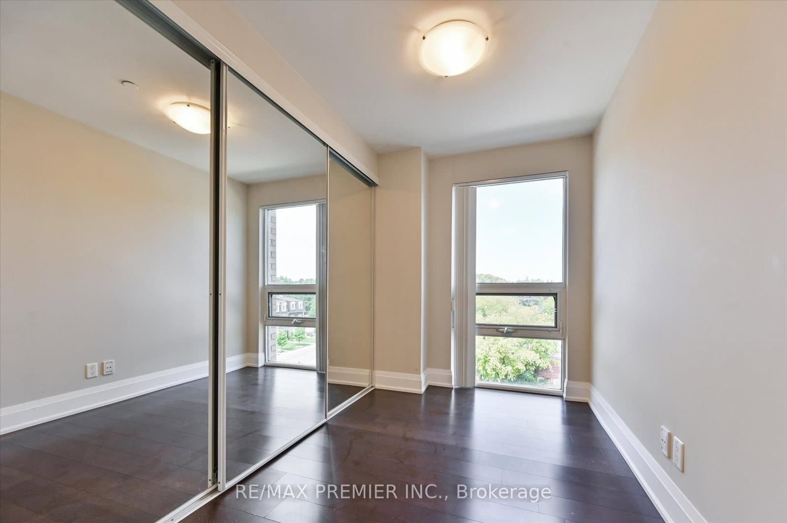 8302 Islington Avenue, Unit 517 thumbnail 5
