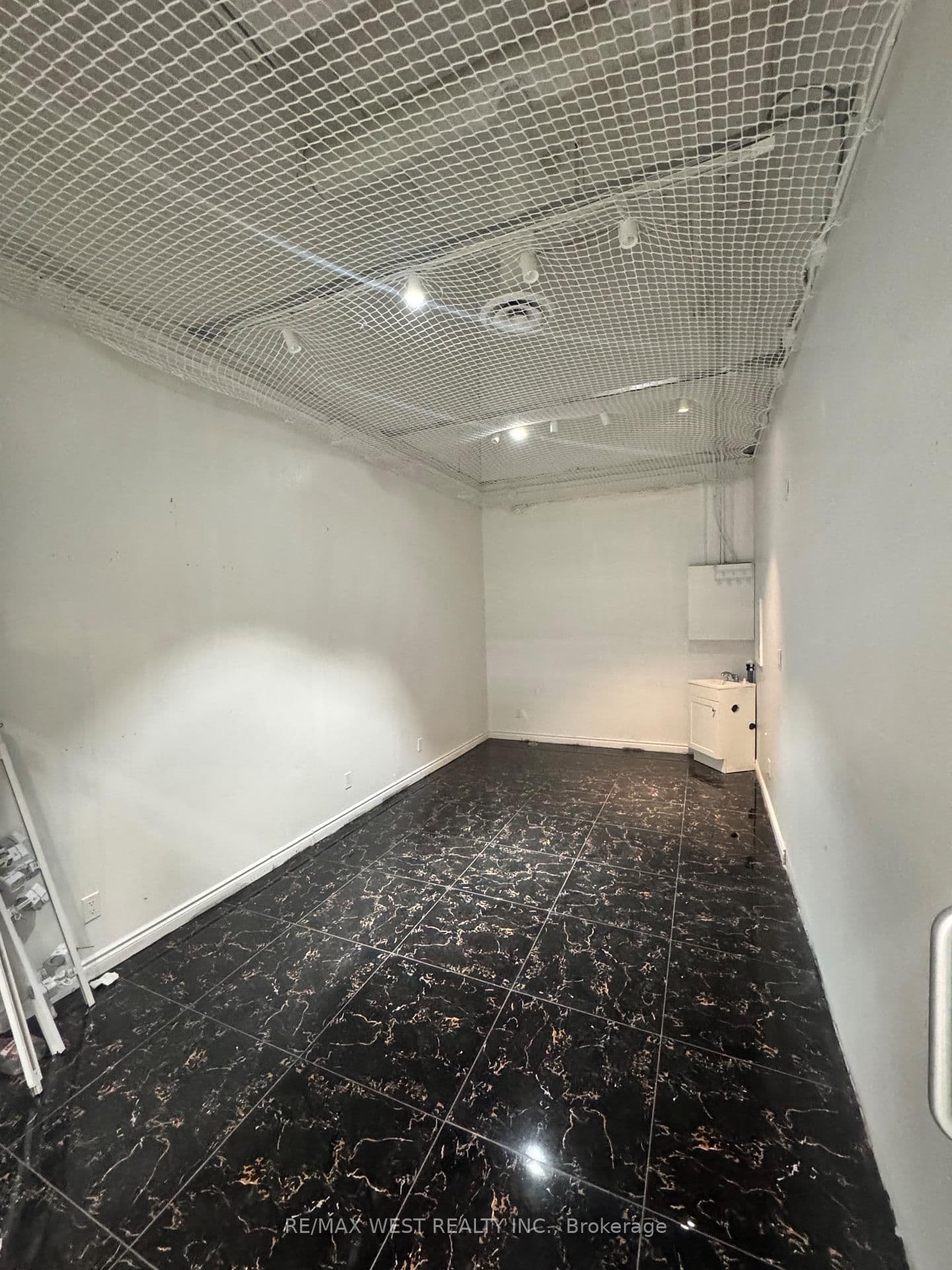 7181 Yonge Street, Unit 94 thumbnail 9