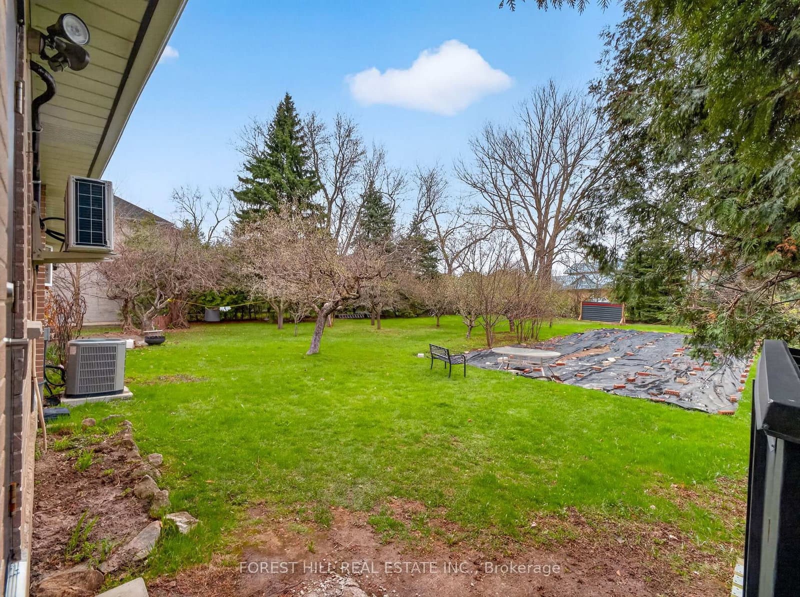 27 Vaughan Boulevard thumbnail 9
