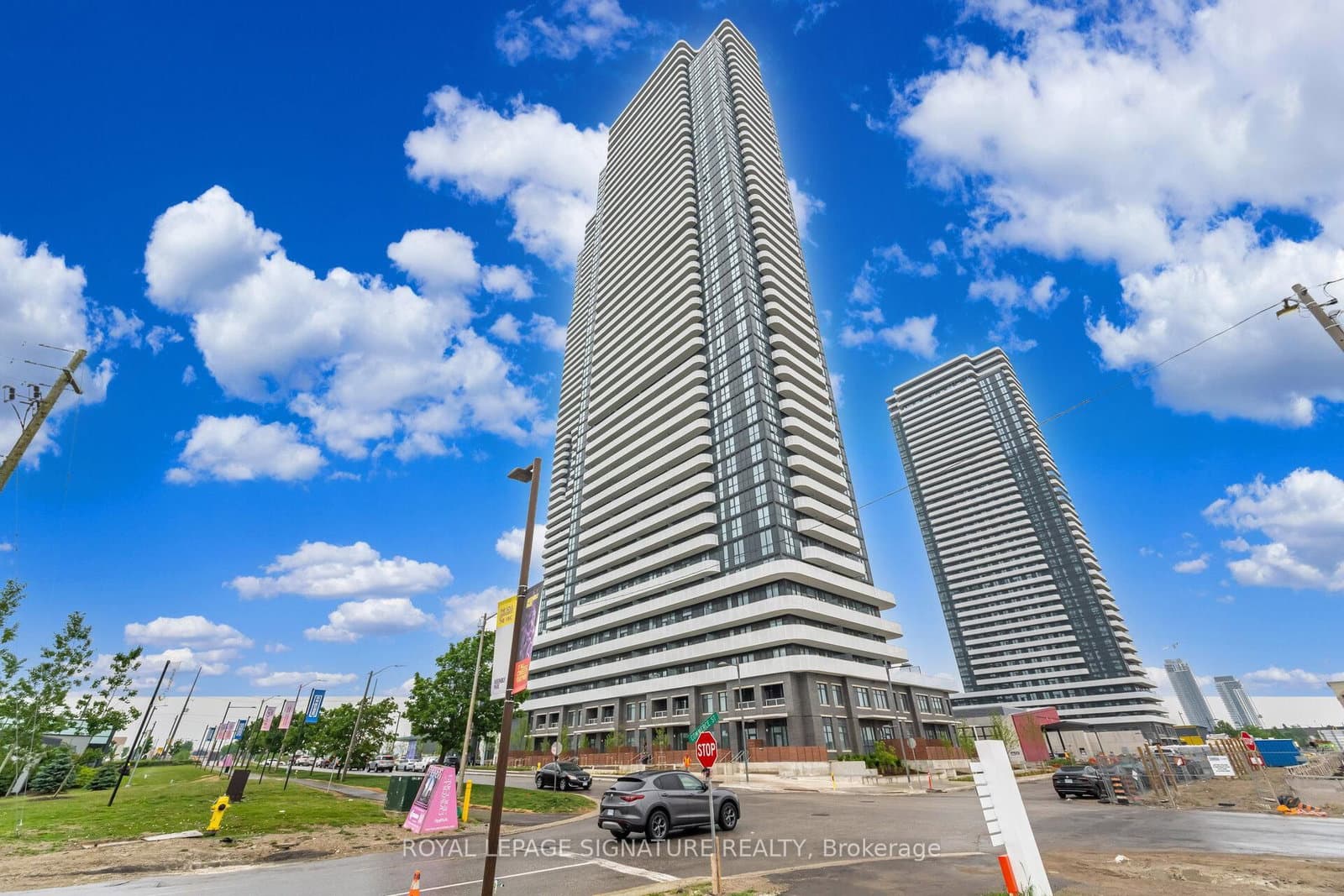 195 Commerce Street, Unit 4806