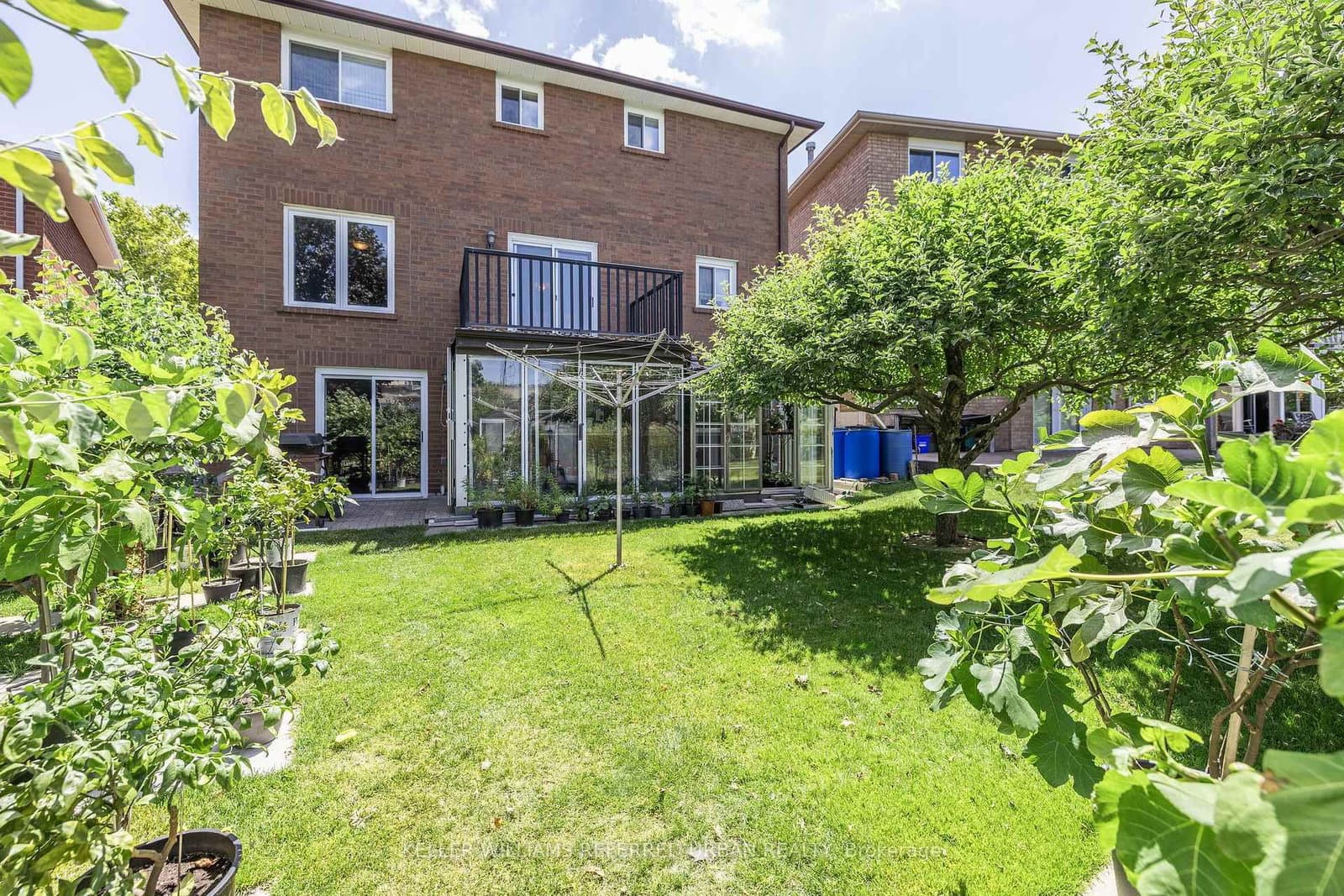 160 Miller Park Avenue thumbnail 37