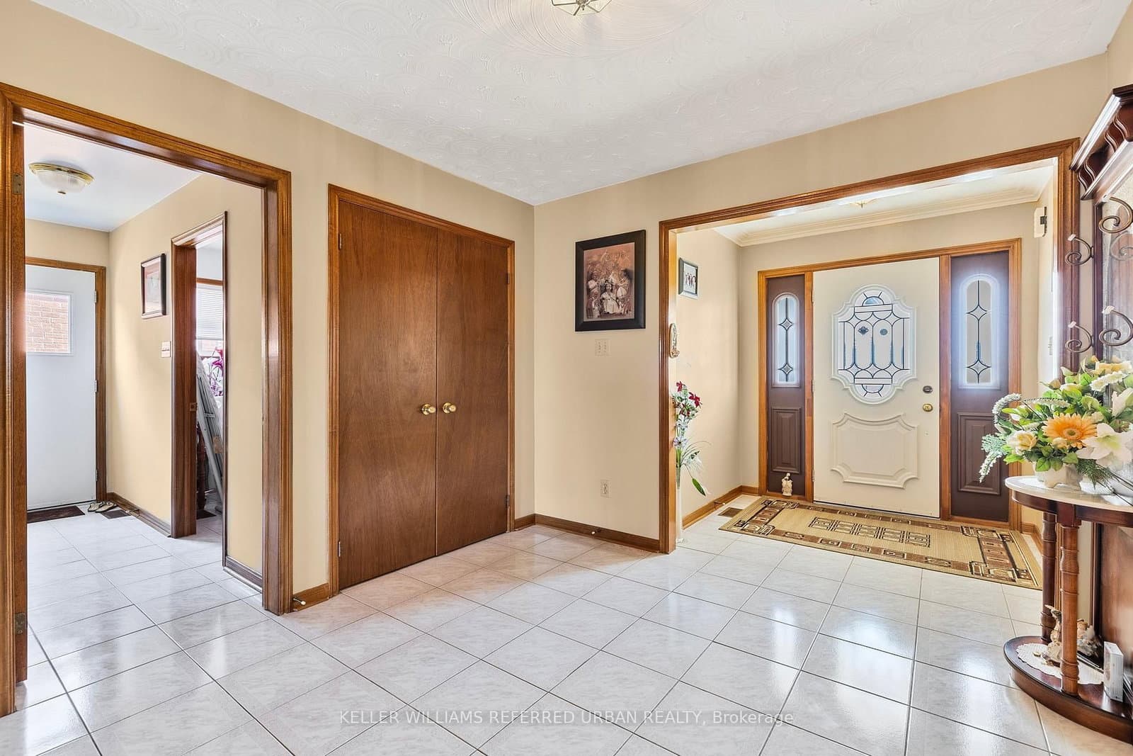 160 Miller Park Avenue thumbnail 5