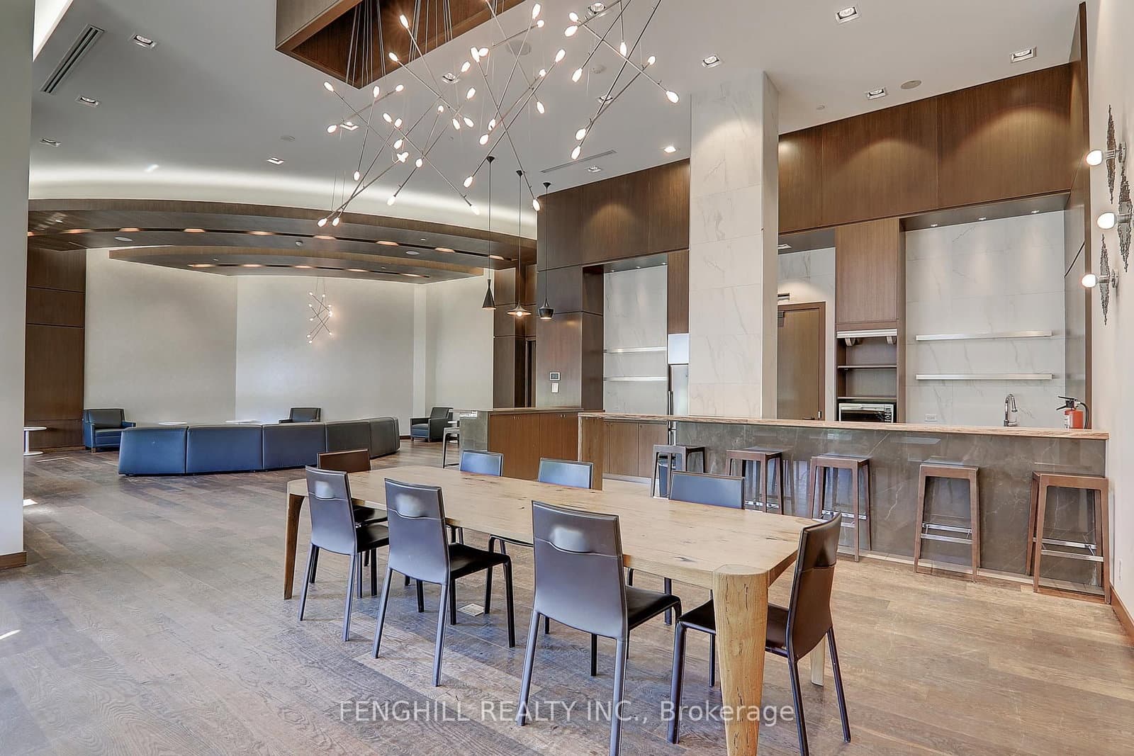1 Uptown Drive, Unit 2010 thumbnail 12