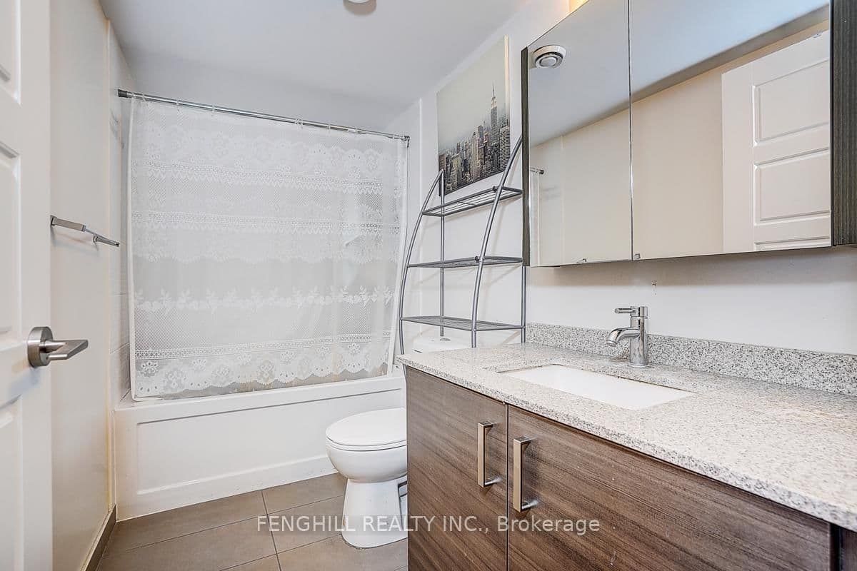 1 Uptown Drive, Unit 2010 thumbnail 9