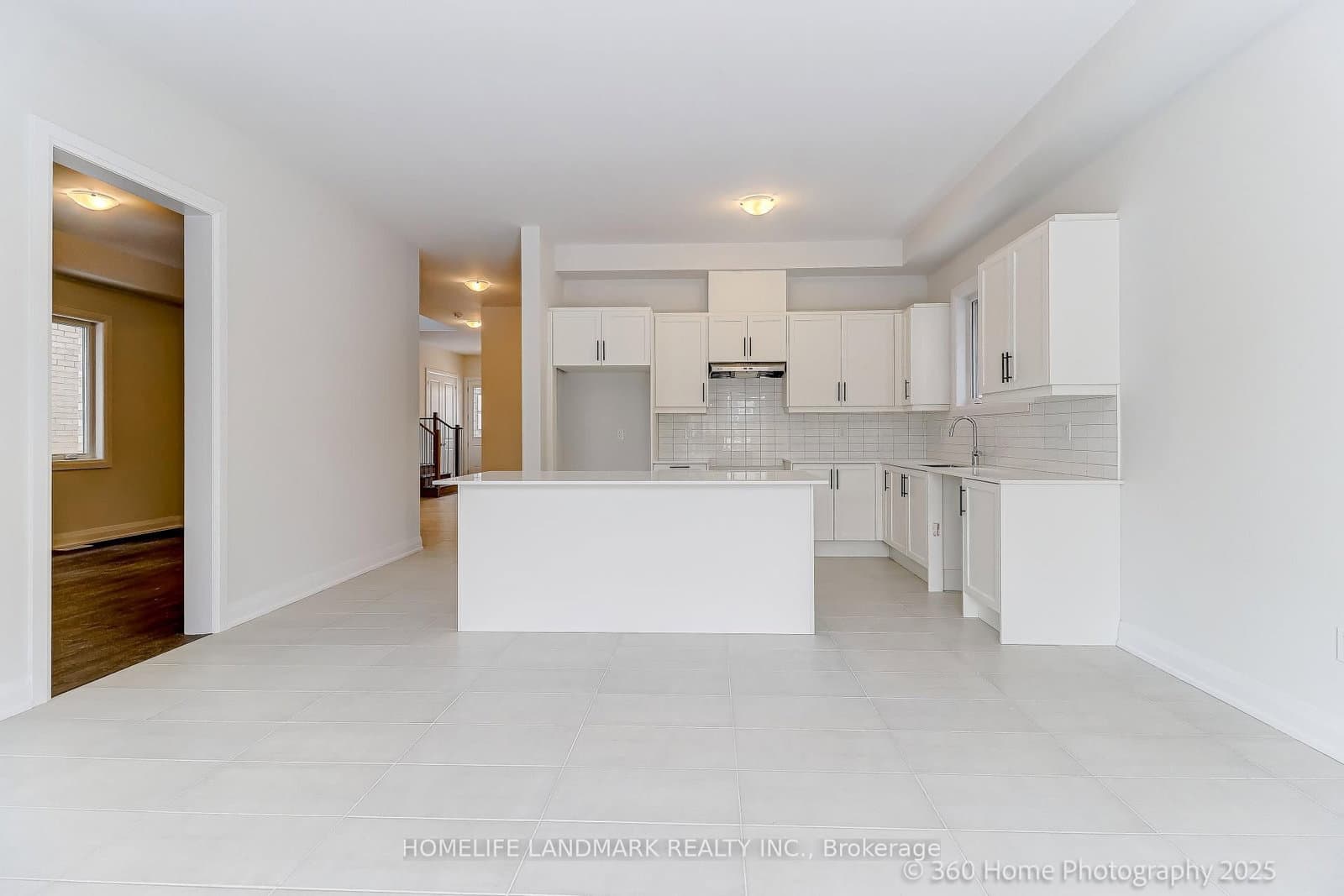 241 SEGUIN Street thumbnail 8