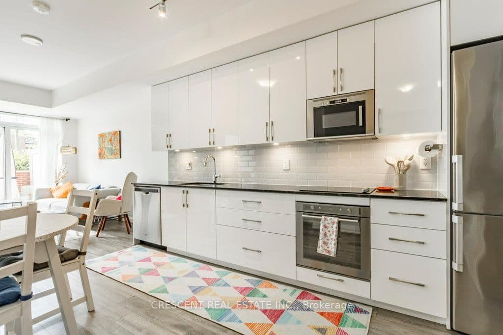 99 Eagle Rock Way, Unit TH101 thumbnail 5