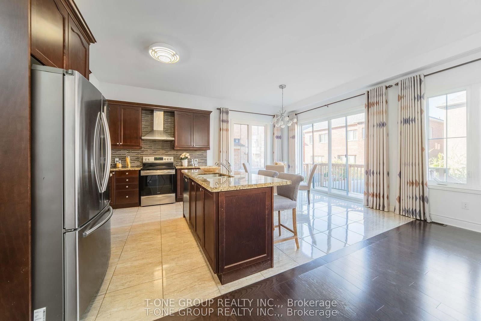 63 Ken Sinclair Crescent thumbnail 14