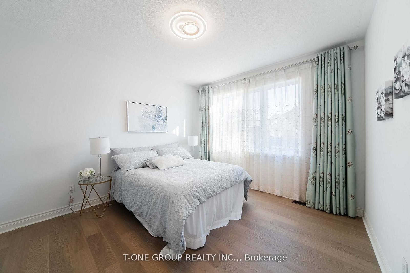 63 Ken Sinclair Crescent thumbnail 28