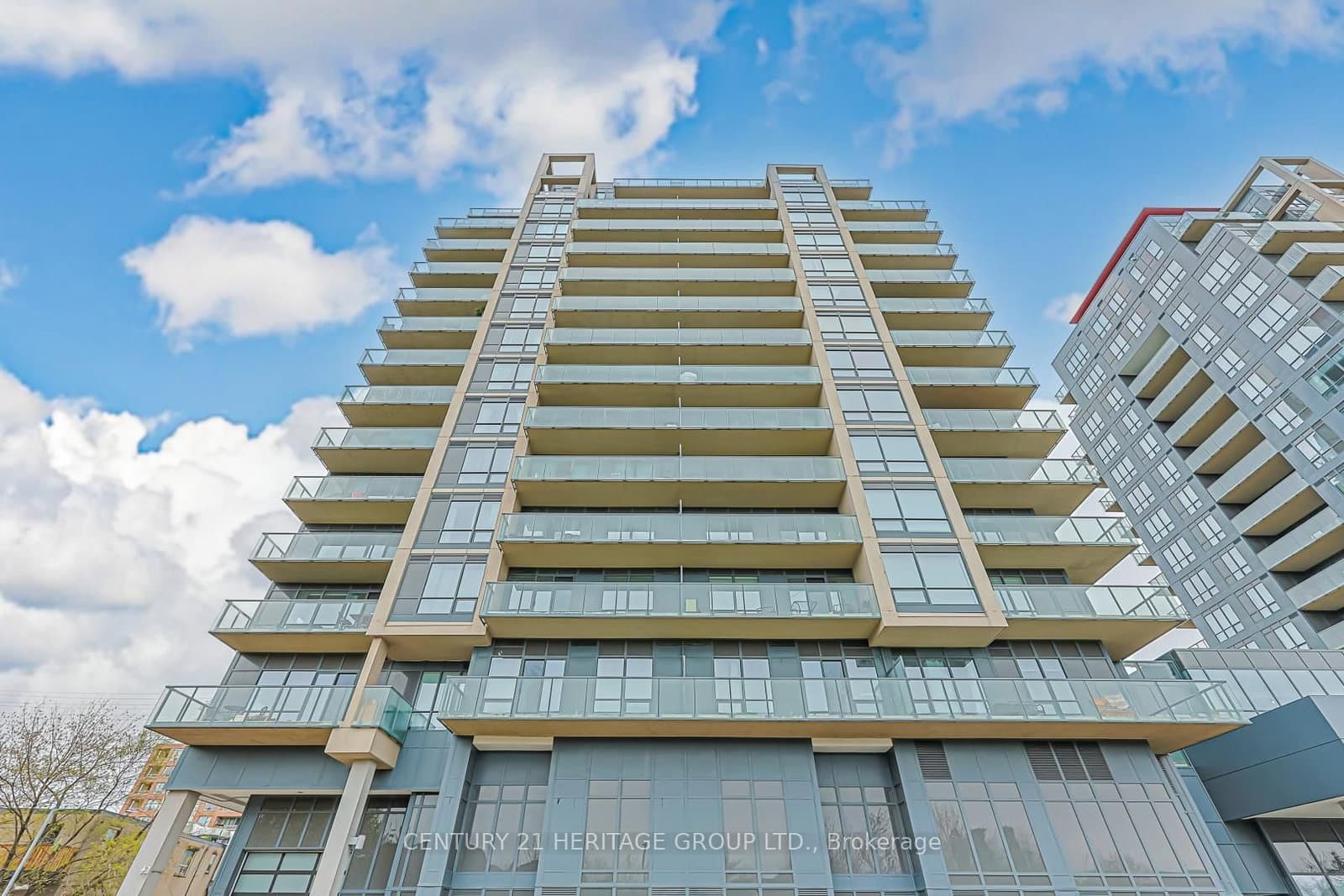 #1002 - 9090 Yonge Street