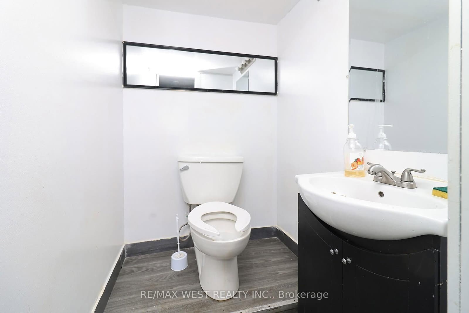 1118 Centre Street, Unit 21 thumbnail 31