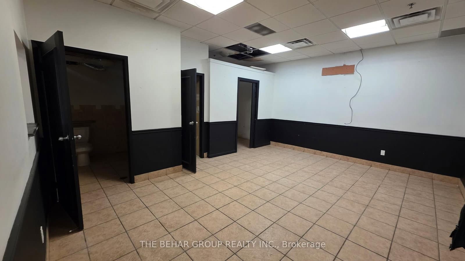 13025 Yonge Street, Unit 109 thumbnail 4