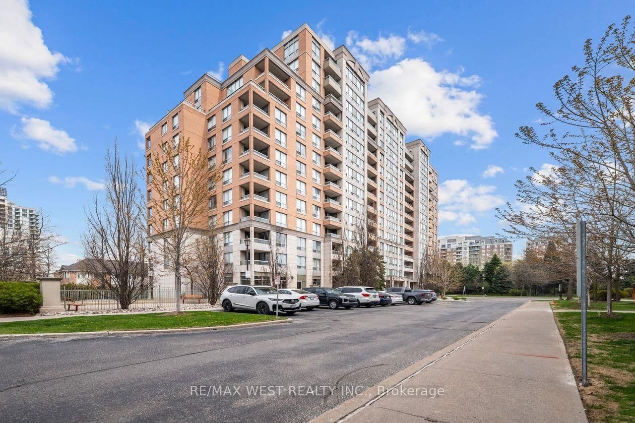 #501 - 29 Northern Hts Drive