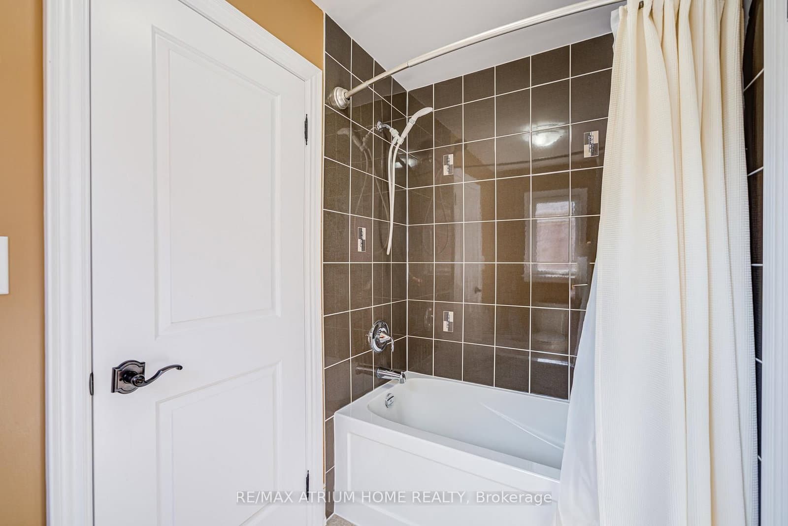9 Berkshire Crescent thumbnail 33