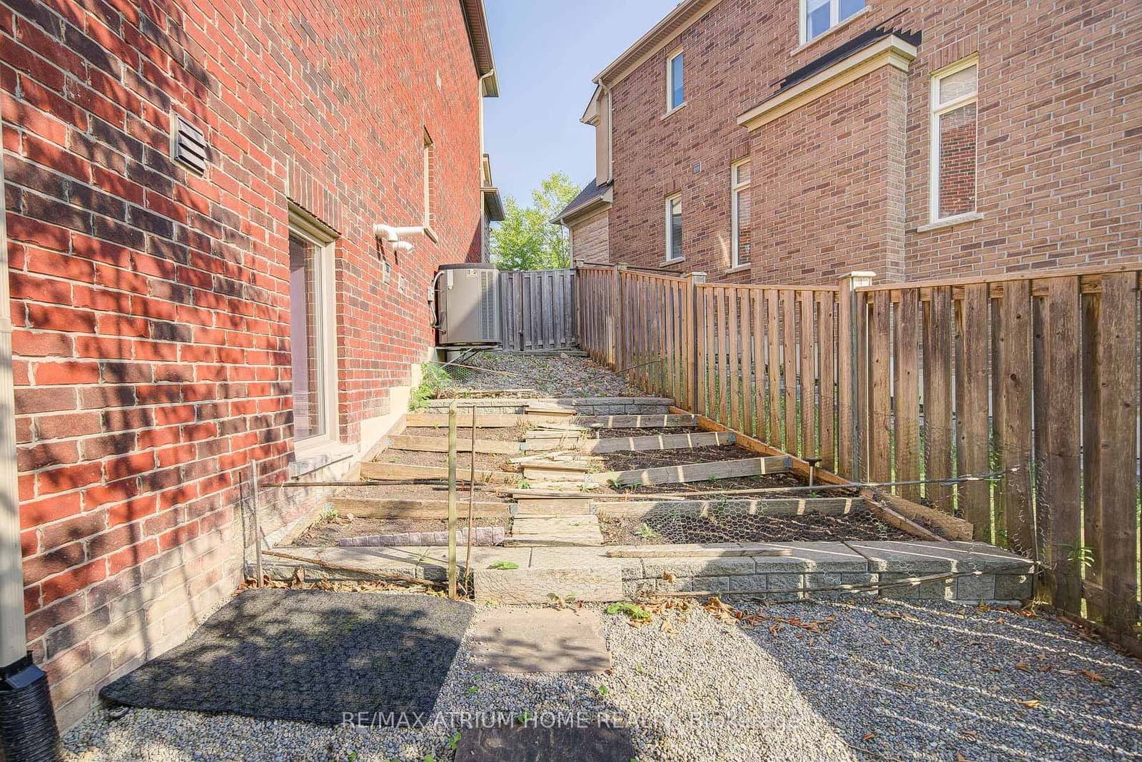 9 Berkshire Crescent thumbnail 45