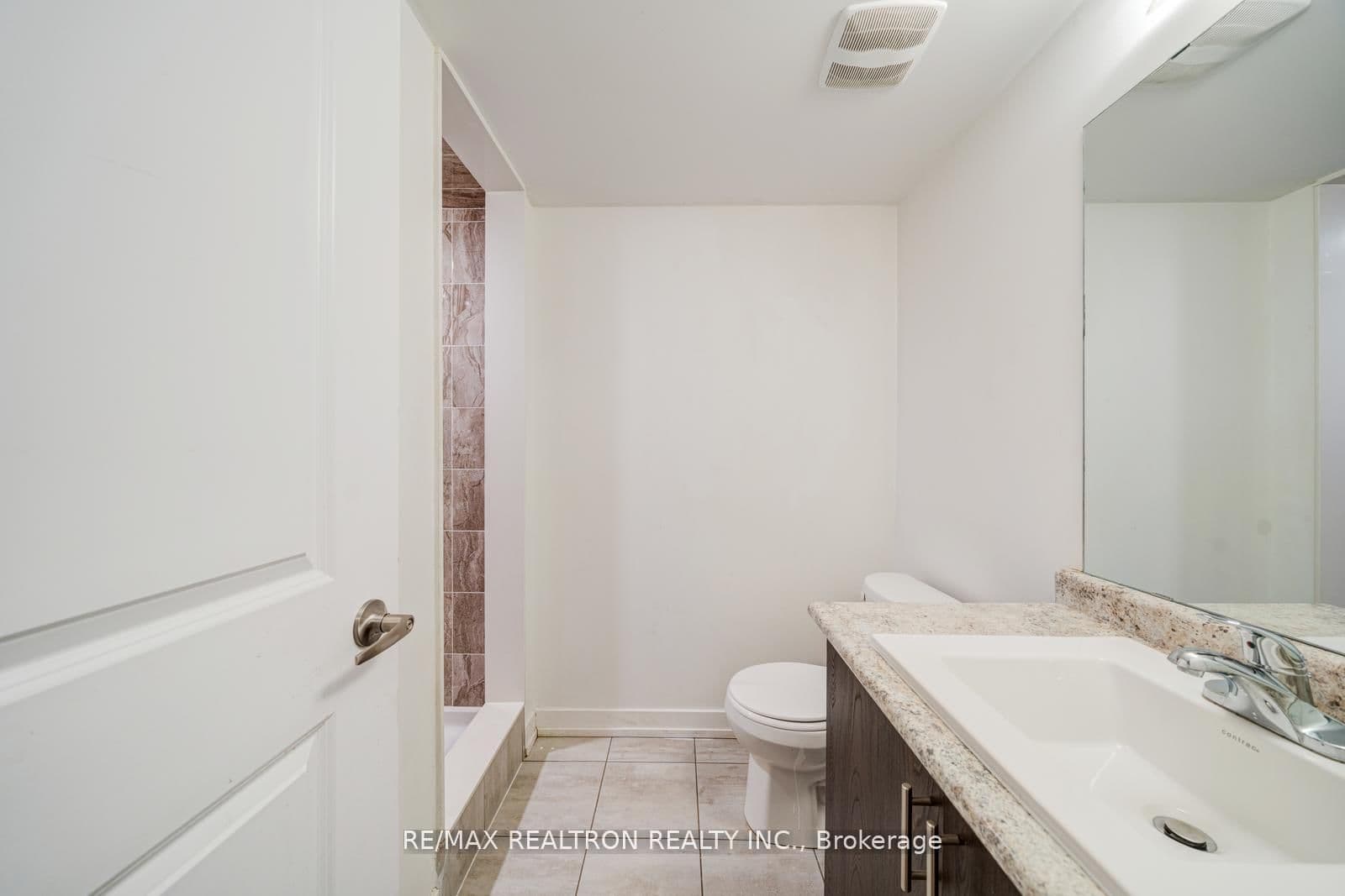 119 Cornell Rouge Boulevard thumbnail 13