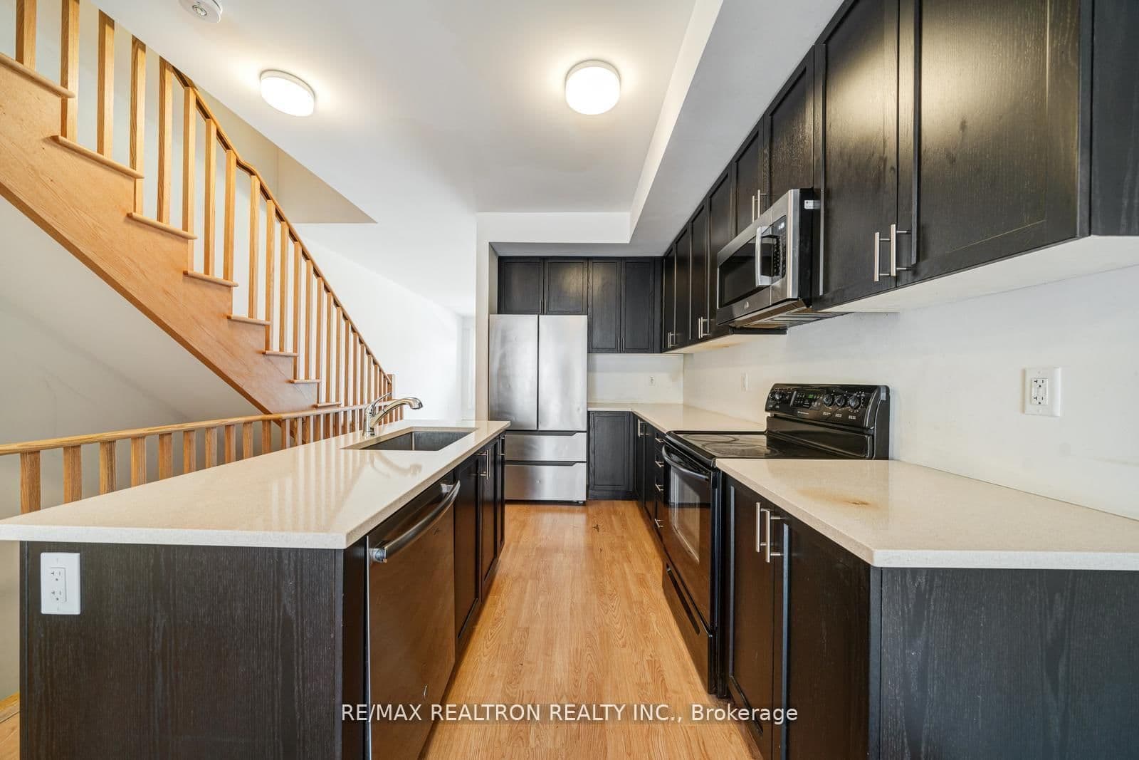 119 Cornell Rouge Boulevard thumbnail 15