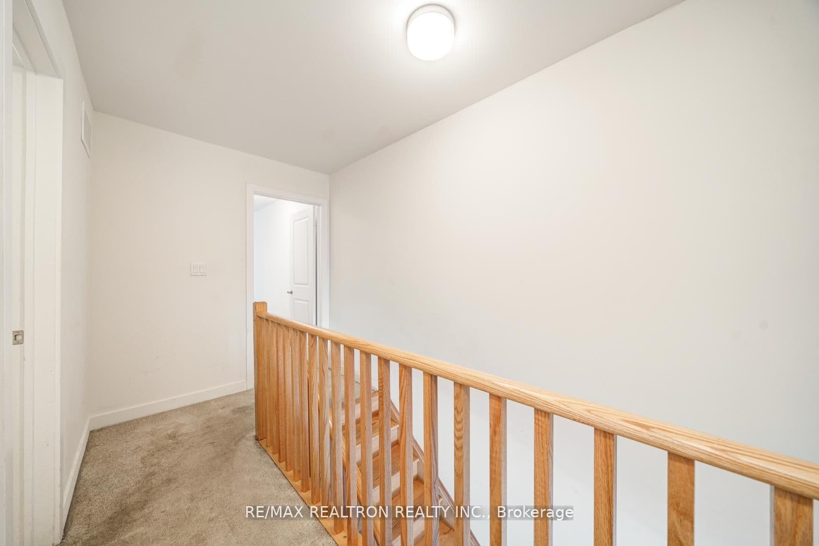 119 Cornell Rouge Boulevard thumbnail 32