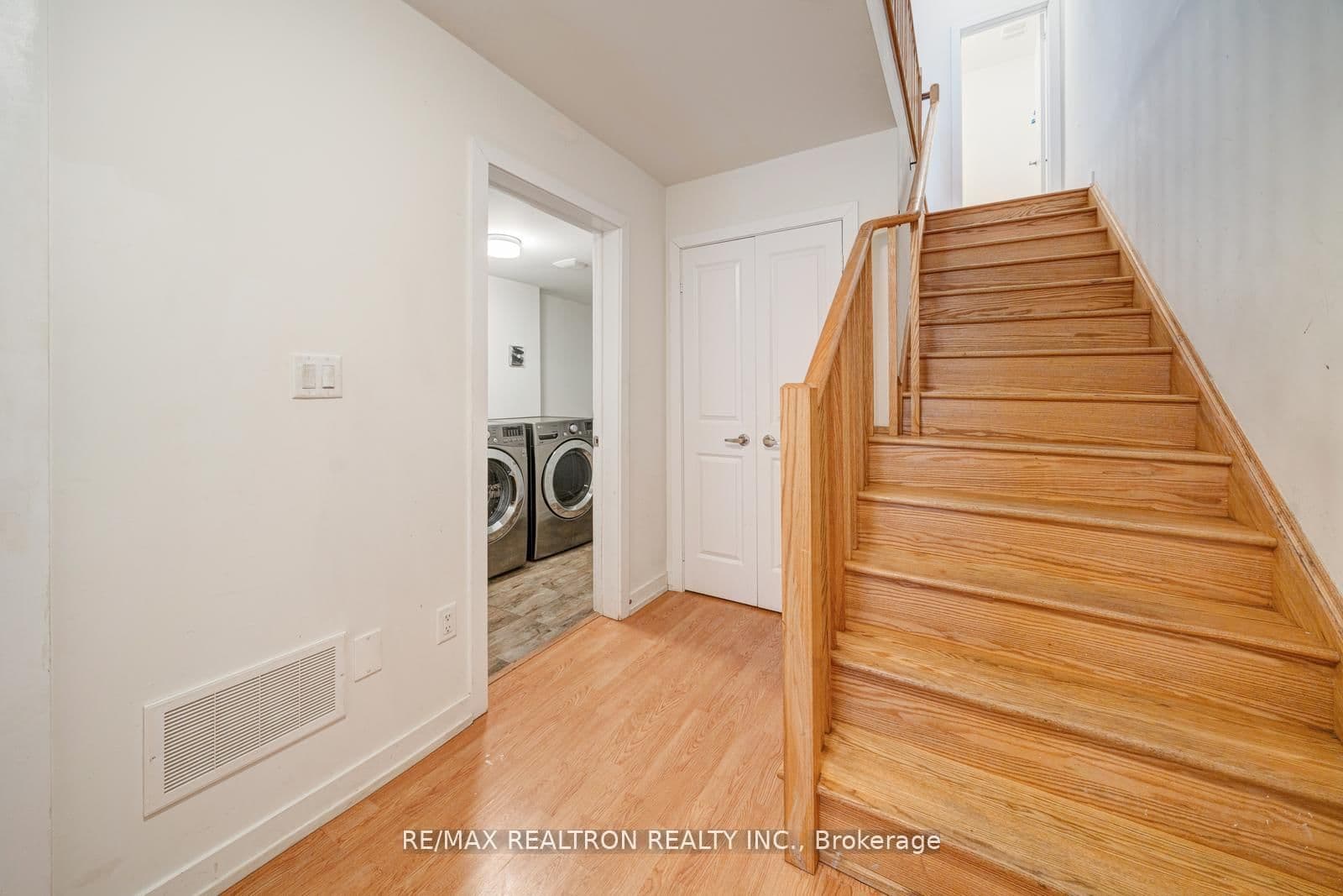 119 Cornell Rouge Boulevard thumbnail 7