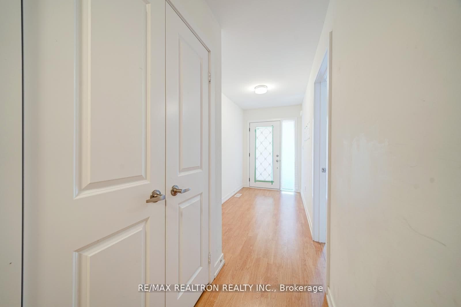 119 Cornell Rouge Boulevard thumbnail 9