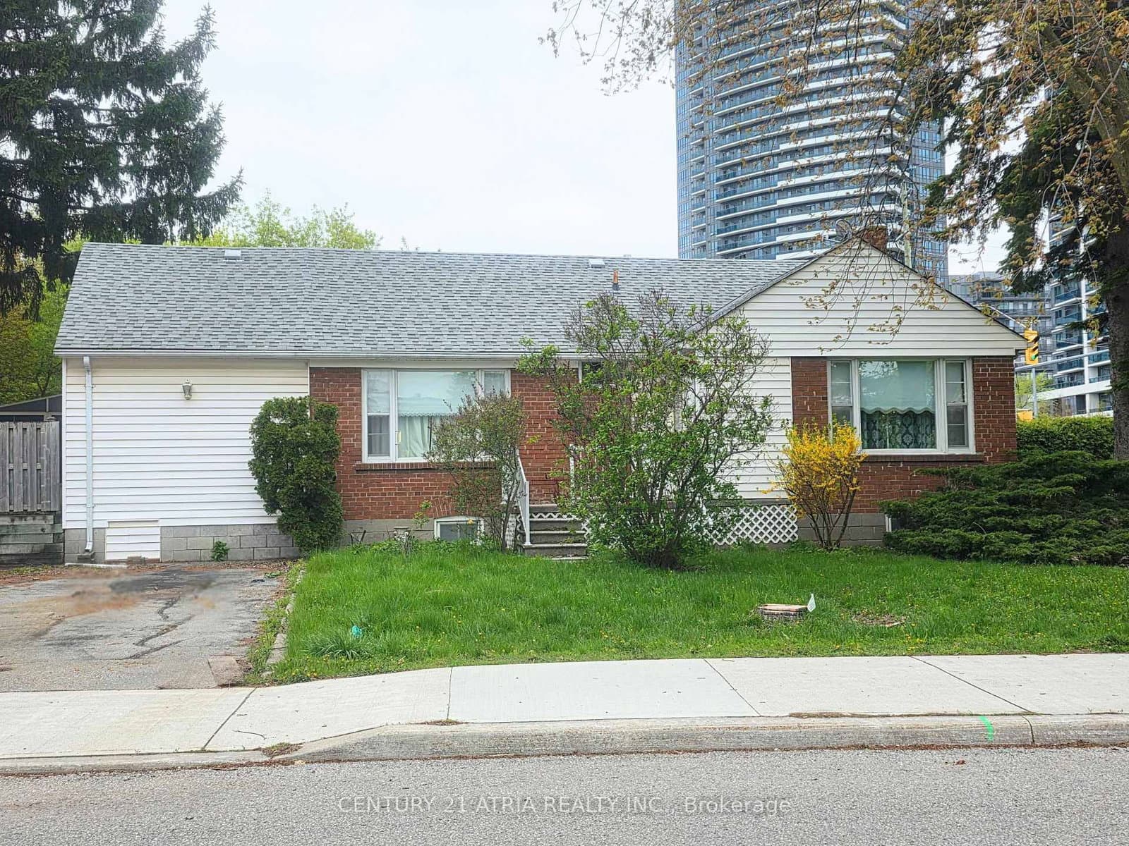 32 Meadowview Avenue thumbnail 2