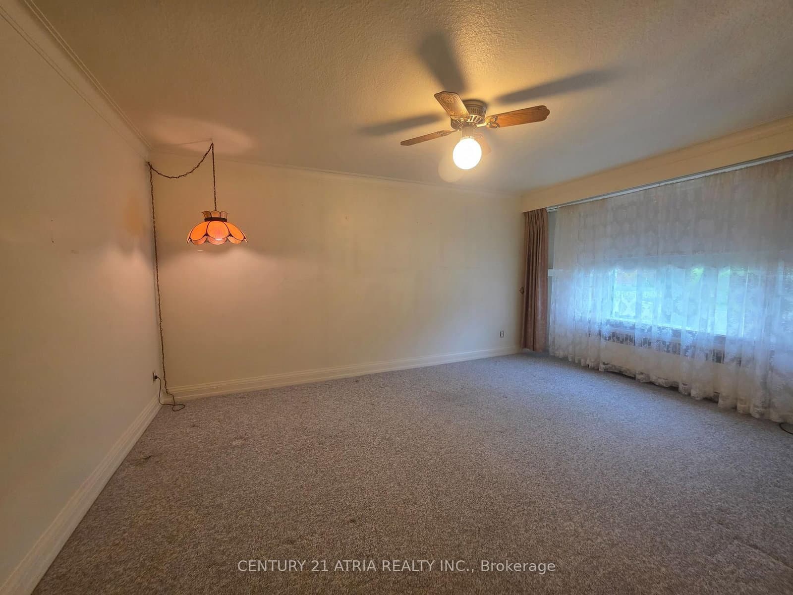 32 Meadowview Avenue thumbnail 3