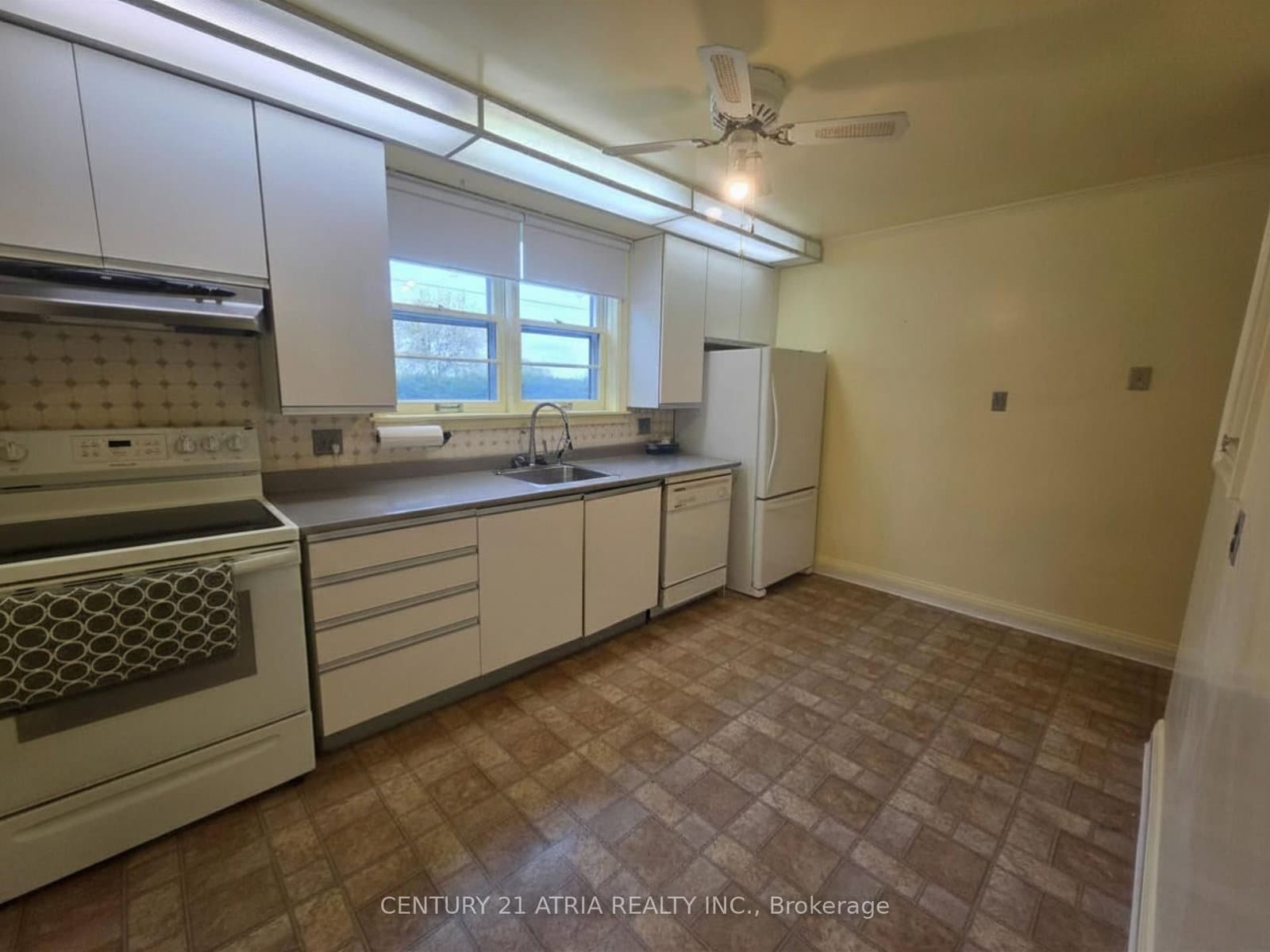 32 Meadowview Avenue thumbnail 7