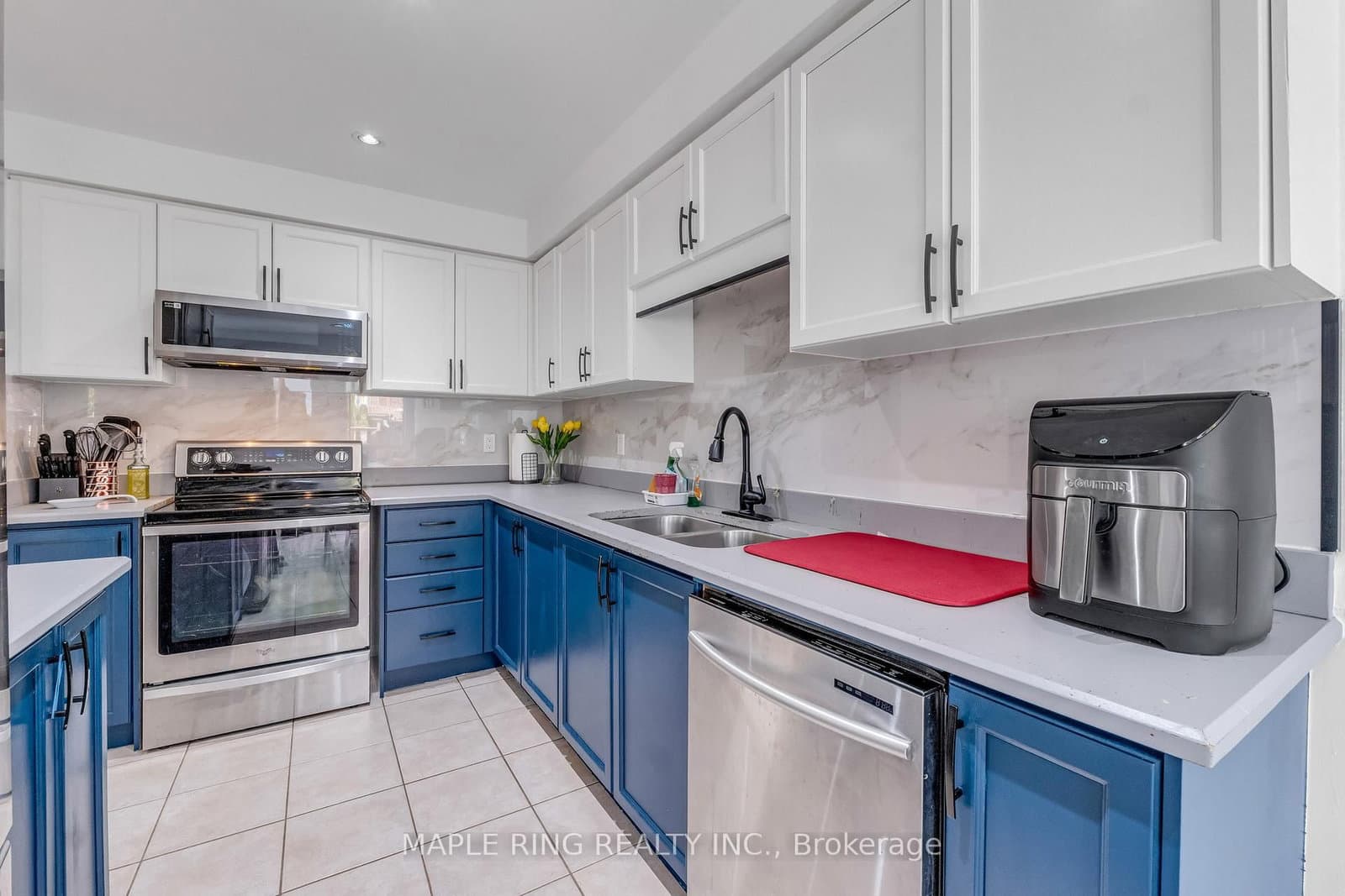 36 Laurelhurst Crescent thumbnail 11