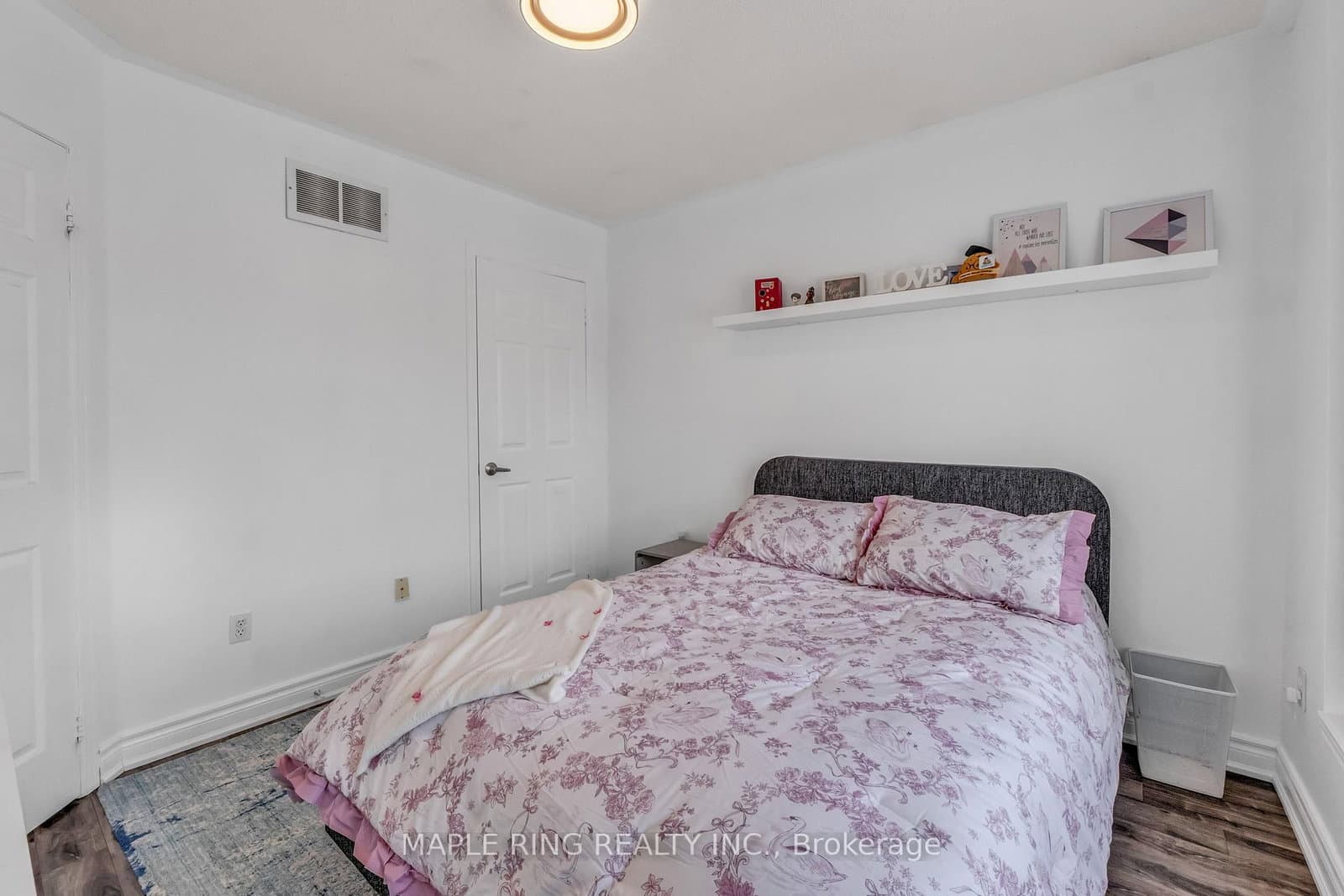 36 Laurelhurst Crescent thumbnail 21
