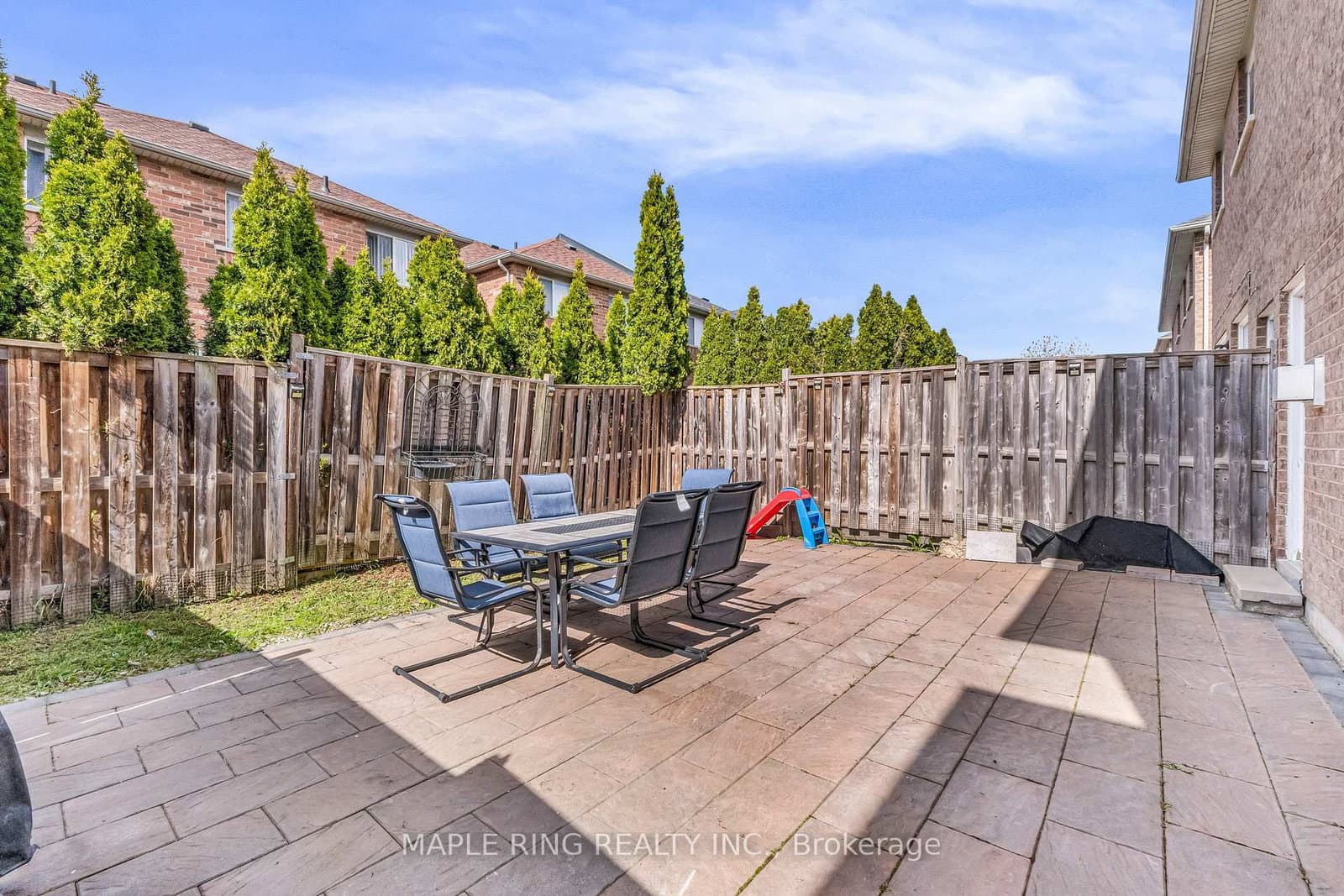 36 Laurelhurst Crescent thumbnail 37