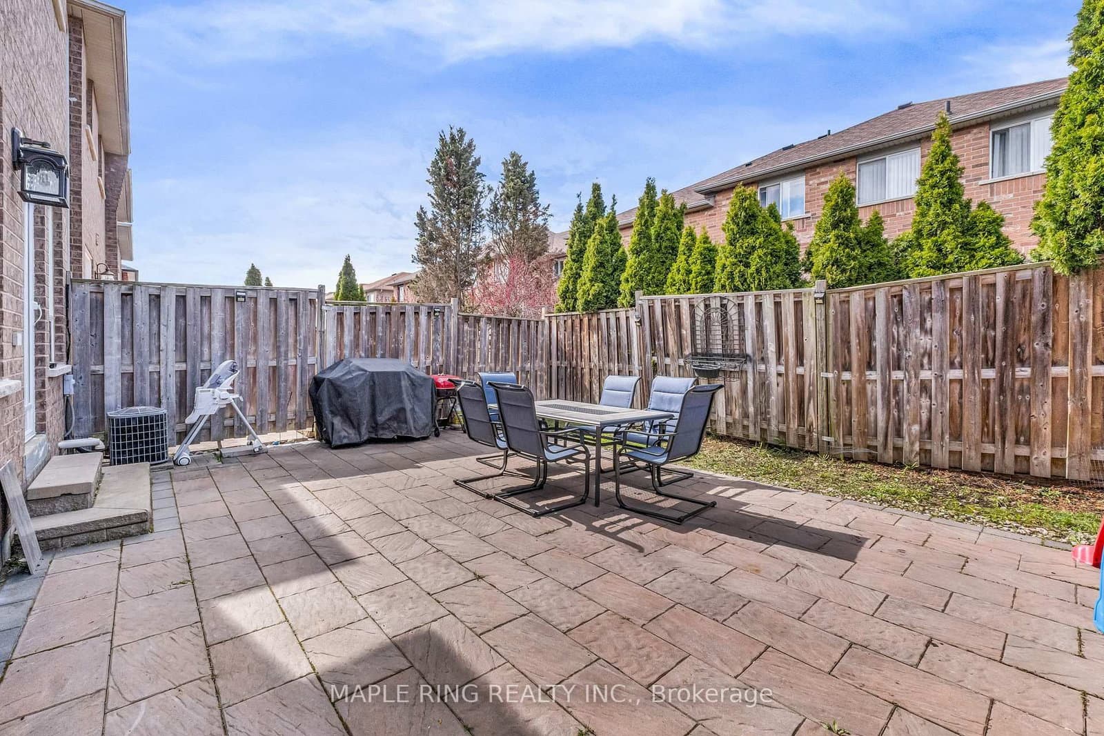 36 Laurelhurst Crescent thumbnail 40
