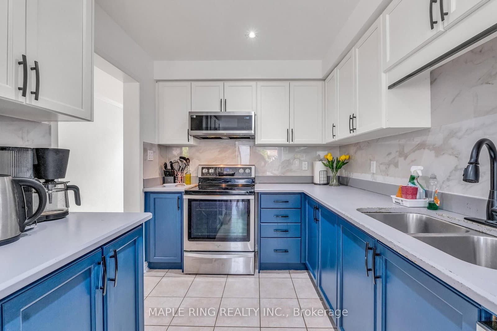 36 Laurelhurst Crescent thumbnail 9