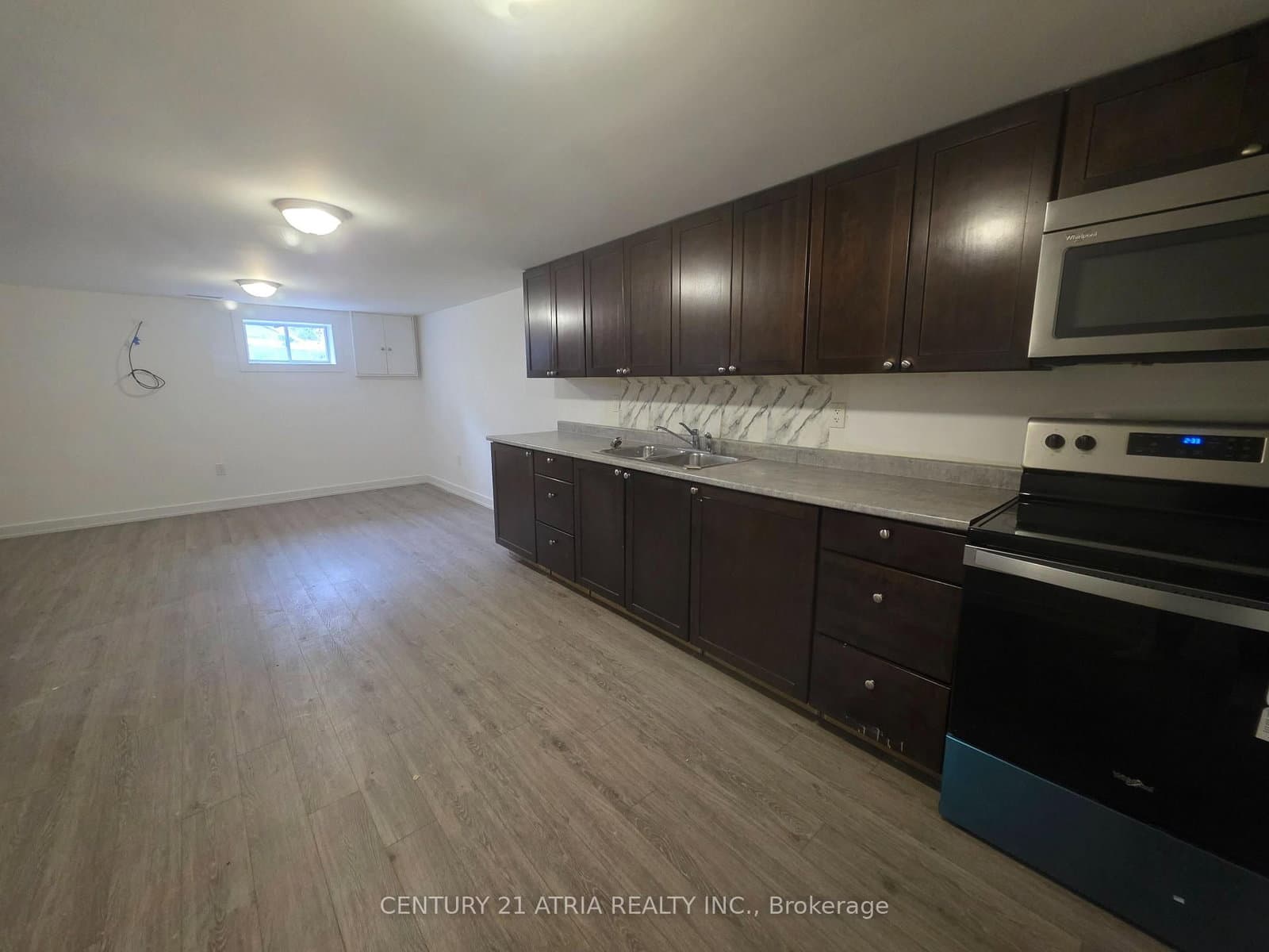 19 Meadowview Avenue, Unit Lower thumbnail 2