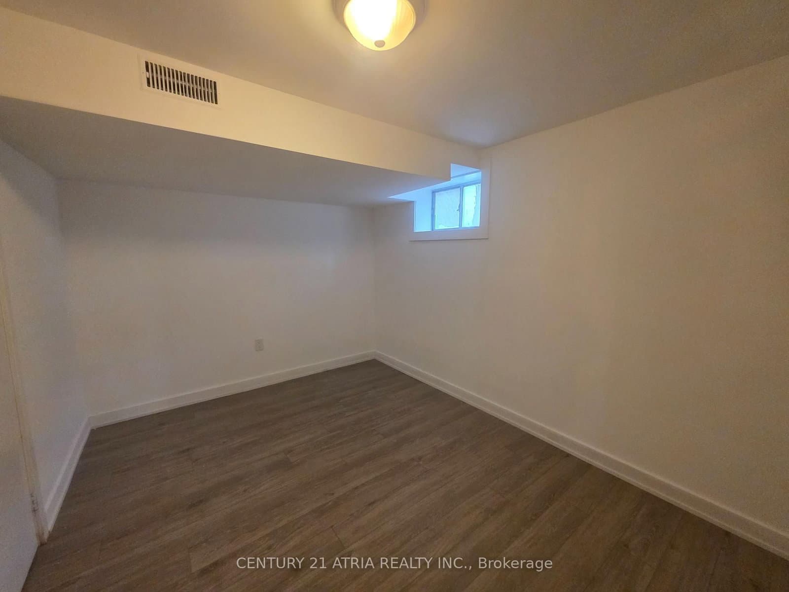 19 Meadowview Avenue, Unit Lower thumbnail 6