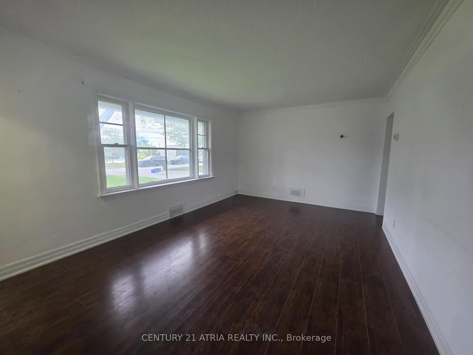 18 Grandview Avenue, Unit Main thumbnail 2
