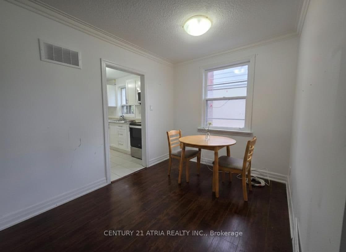18 Grandview Avenue, Unit Main thumbnail 4