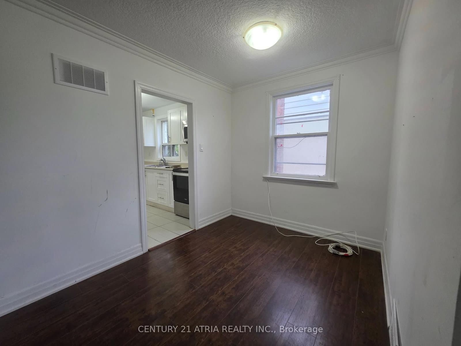 18 Grandview Avenue, Unit Main thumbnail 5