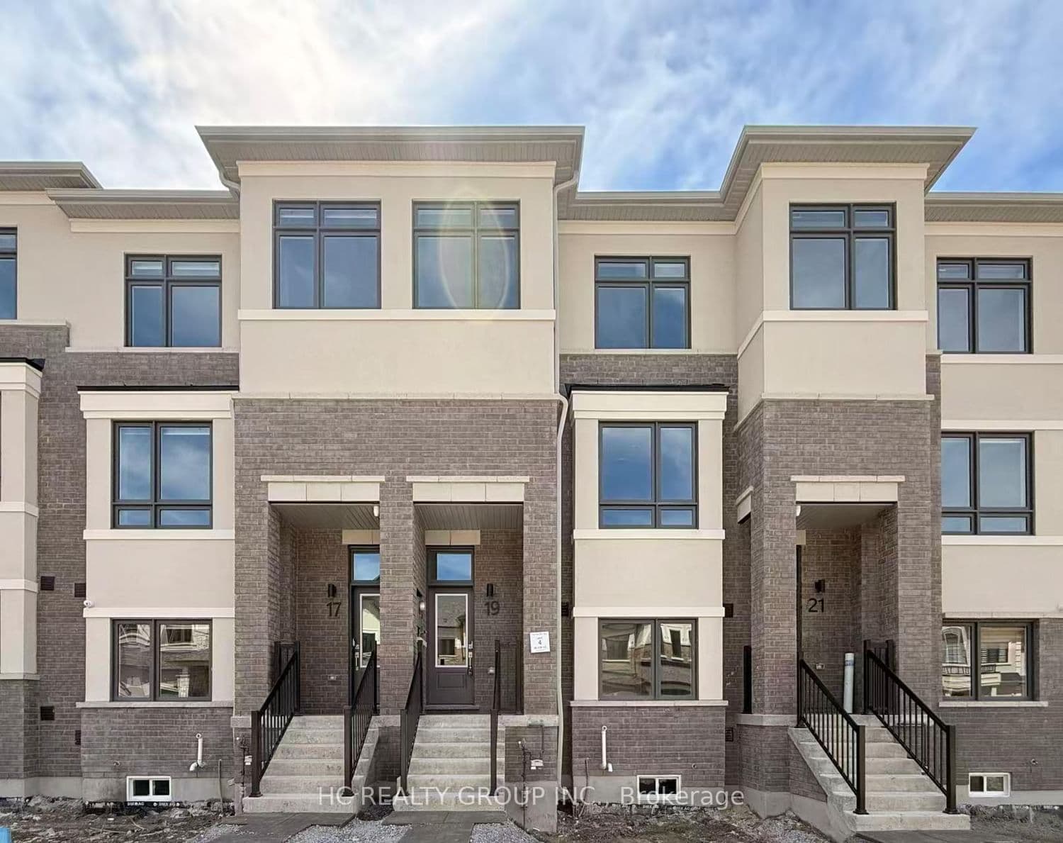 19 Helmkay Avenue