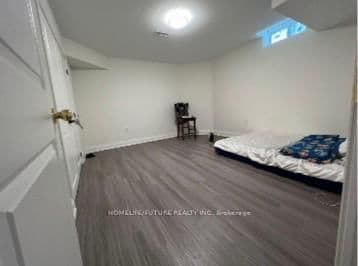 2 Berger Avenue, Unit Bsmt thumbnail 3