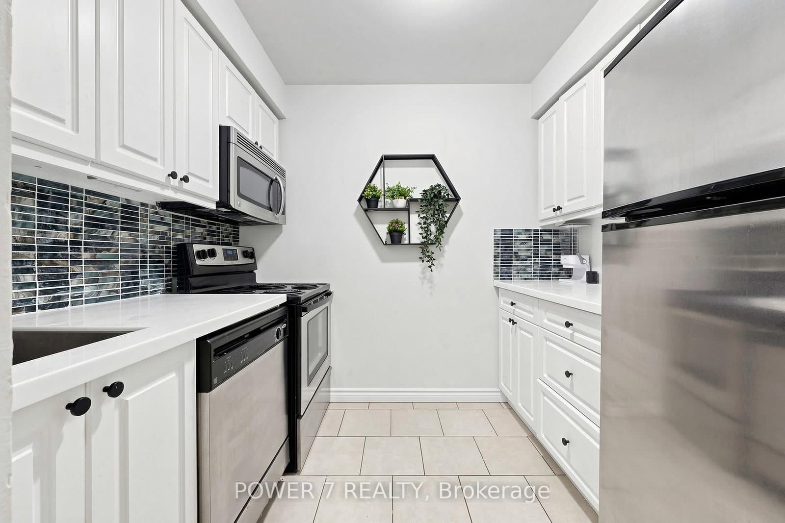 311 Milestone Crescent, Unit 146 thumbnail 17