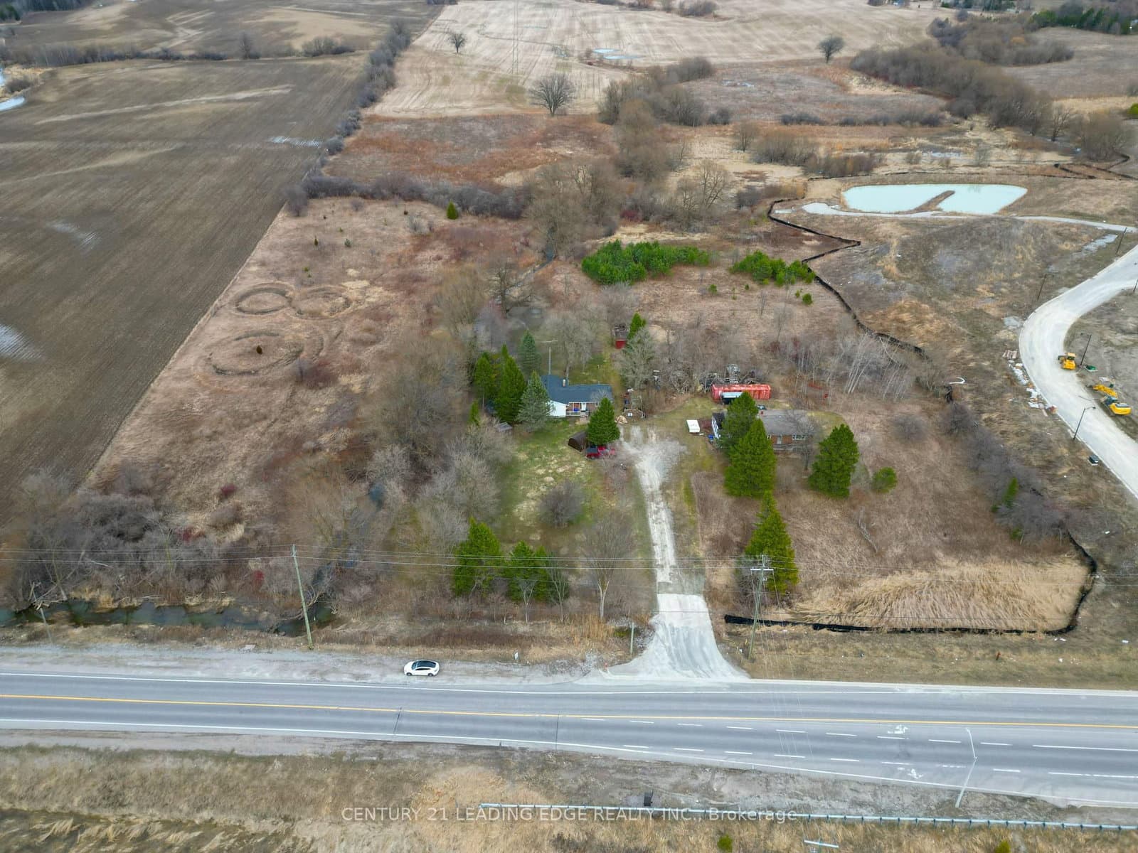 3049 Simcoe County Rd 27 Road thumbnail 2
