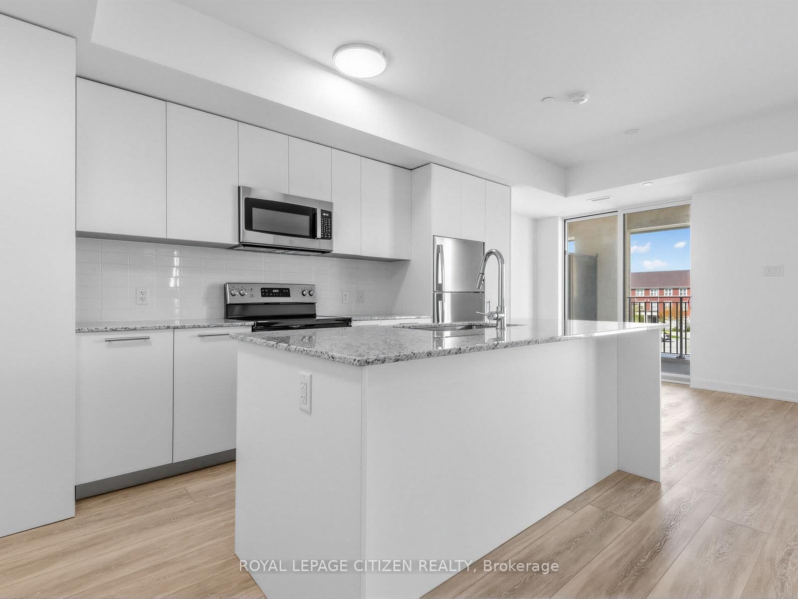 101 Cathedral High Street, Unit 235 thumbnail 8