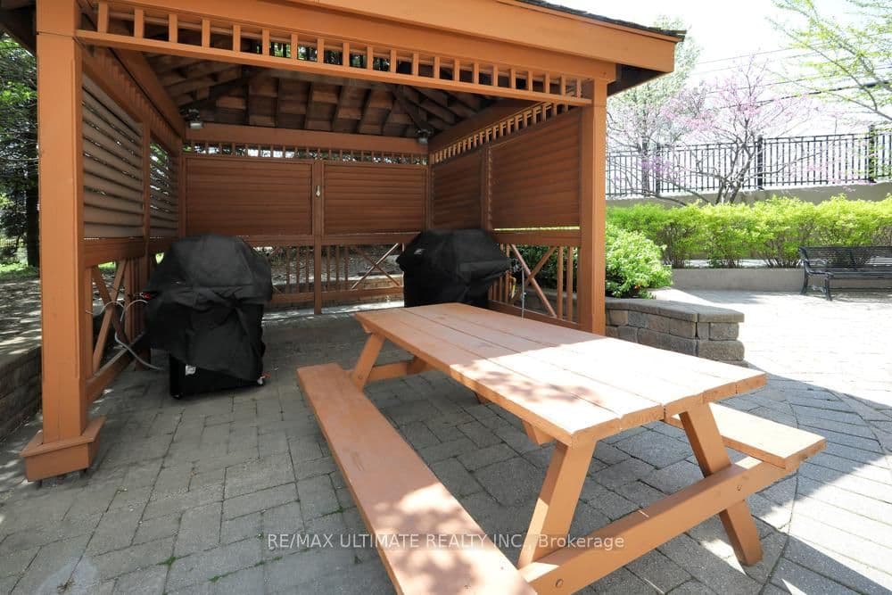9235 Jane Street, Unit 407 thumbnail 30