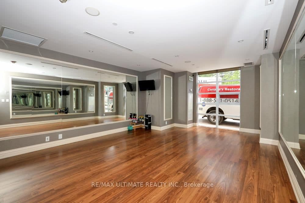 9235 Jane Street, Unit 407 thumbnail 35