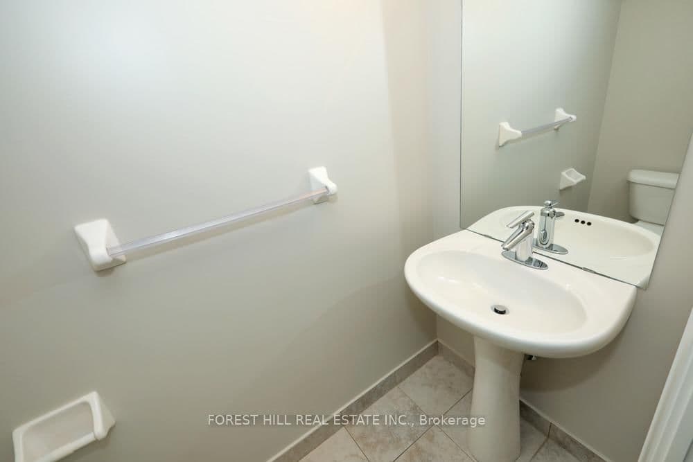 30 North Park Road, Unit 218 thumbnail 7