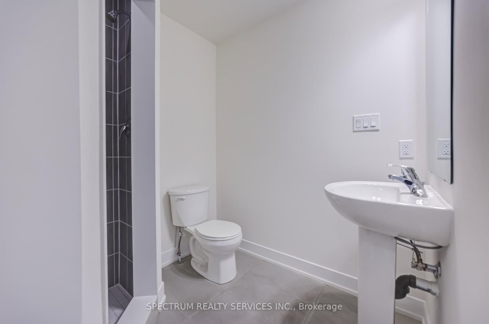 7 Phelps Lane, Unit 3 thumbnail 15
