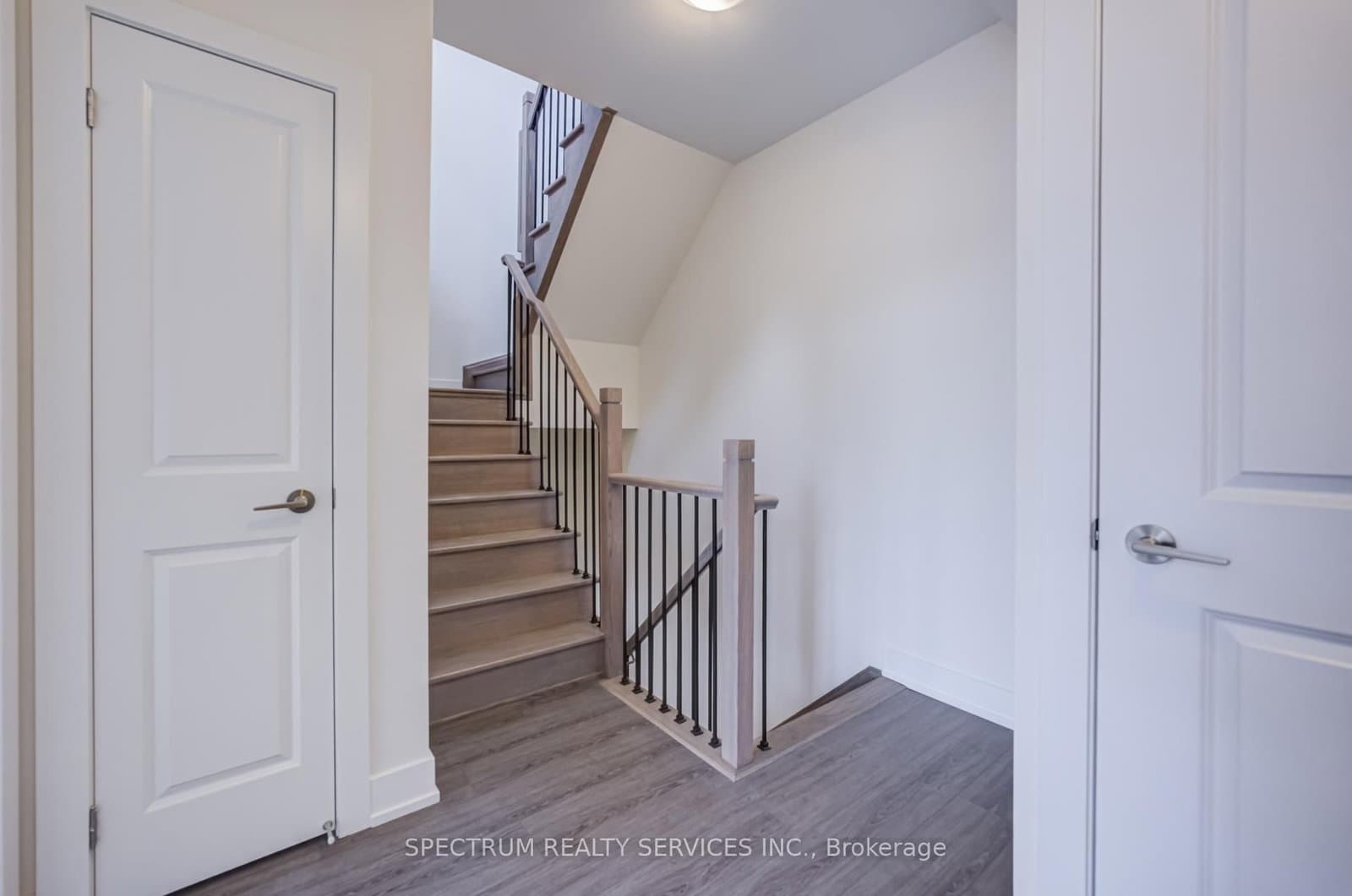 7 Phelps Lane, Unit 3 thumbnail 18