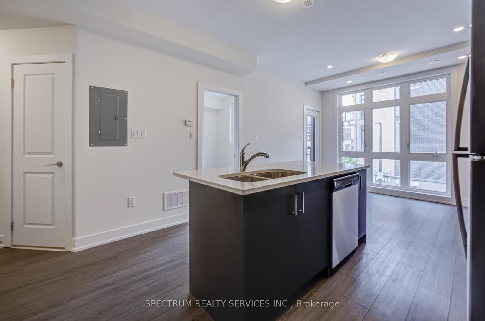 7 Phelps Lane, Unit 3 thumbnail 7