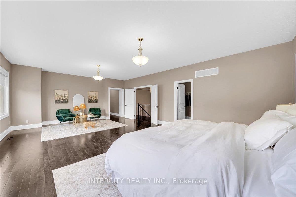 233 Carisbrooke Circle thumbnail 30