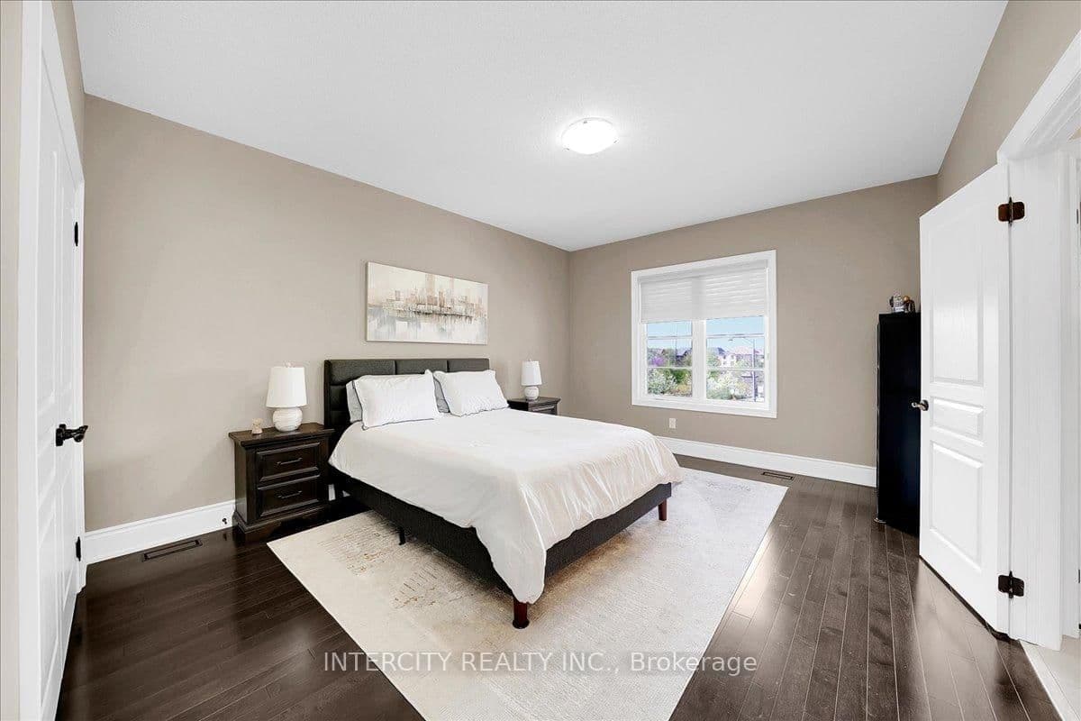 233 Carisbrooke Circle thumbnail 40