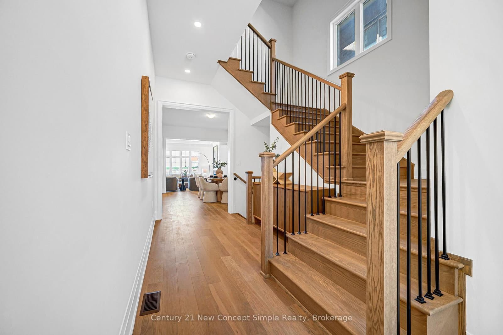 178 Leslie Richards Street thumbnail 4
